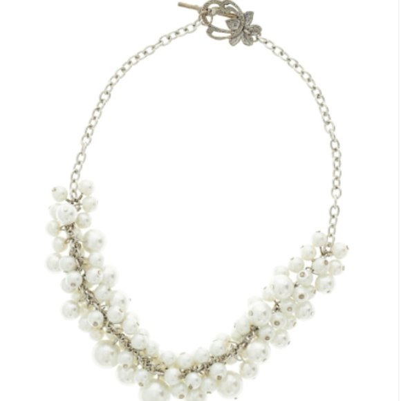 Jewelry - Pearl Cluster Statement Necklace